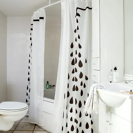 Tasteful At The Loosdrechtse Plassen Villa *