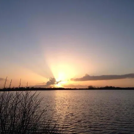 Villa Penthouse Near Loosdrechtse Lakes Nieuw-Loosdrecht