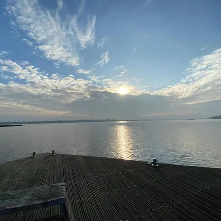Βίλα Tasteful At The Loosdrechtse Plassen Nieuw-Loosdrecht
