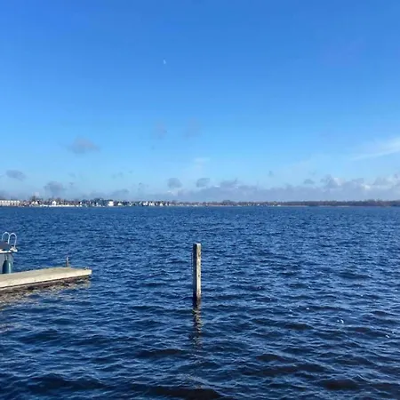 Tasteful At The Loosdrechtse Plassen Βίλα Nieuw-Loosdrecht