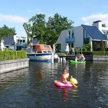 Penthouse Near Loosdrechtse Lakes *